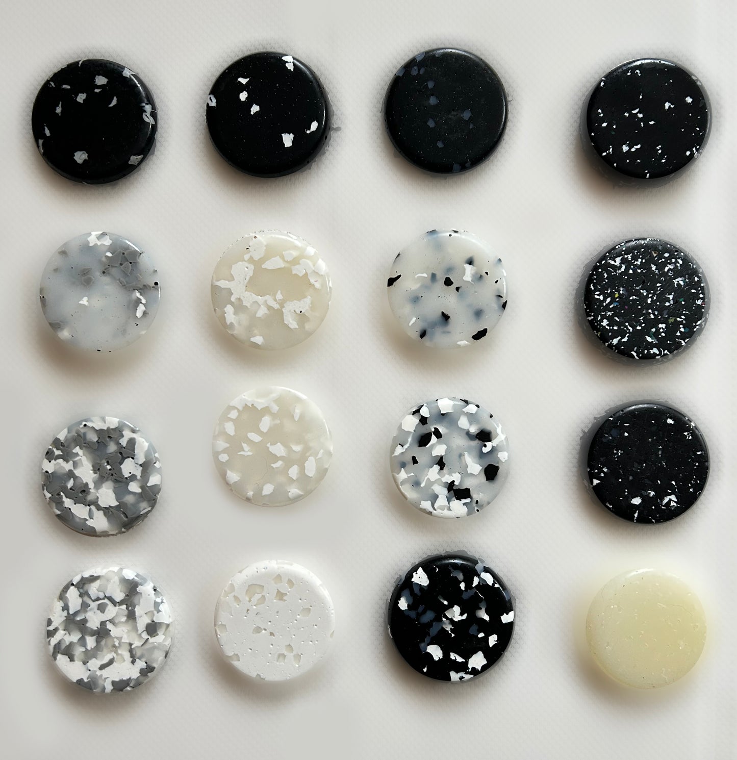 SAMPLES ecopixel STANDARD-black & white