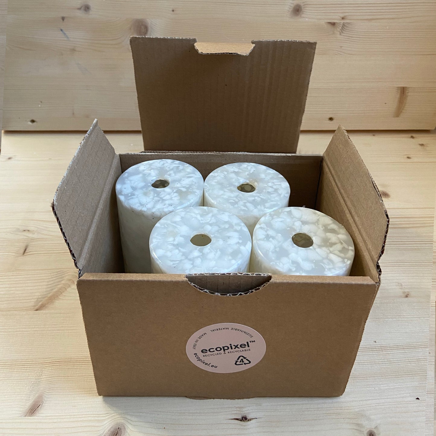 UNICO 4 pieces white