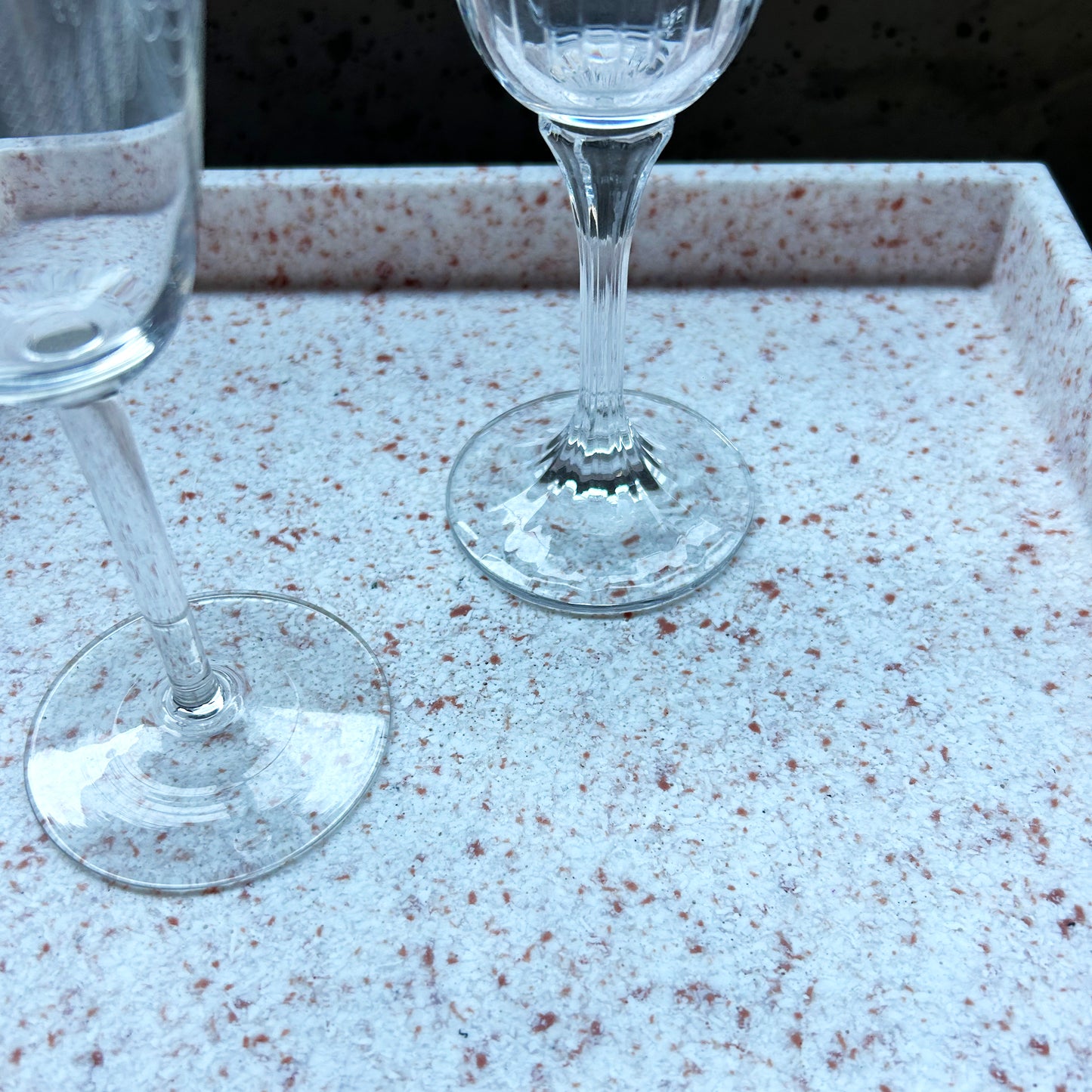 TRAY